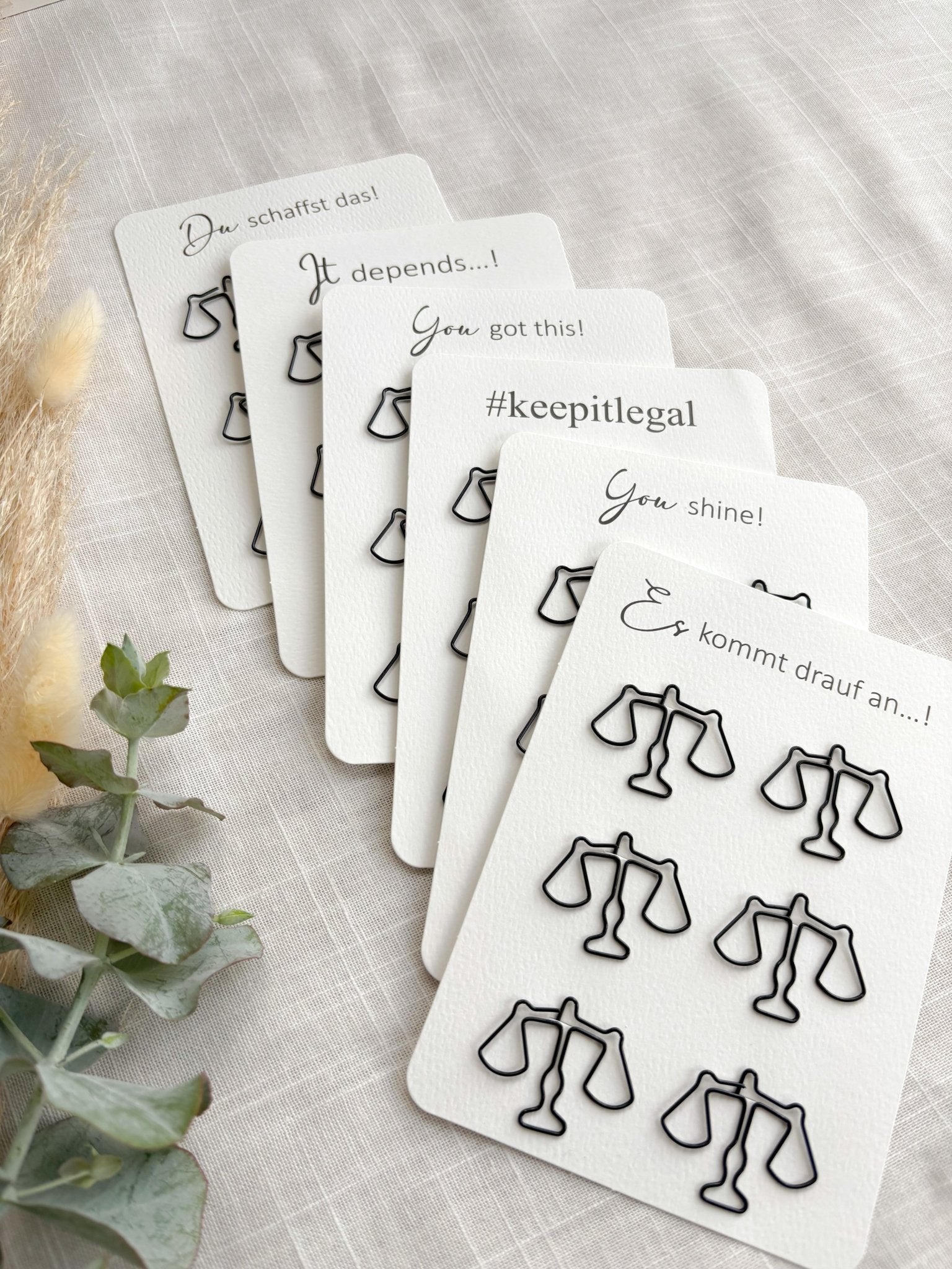 Jura Büroklammern in Waagenform aus Metall – Geschenk für Jurastudenten