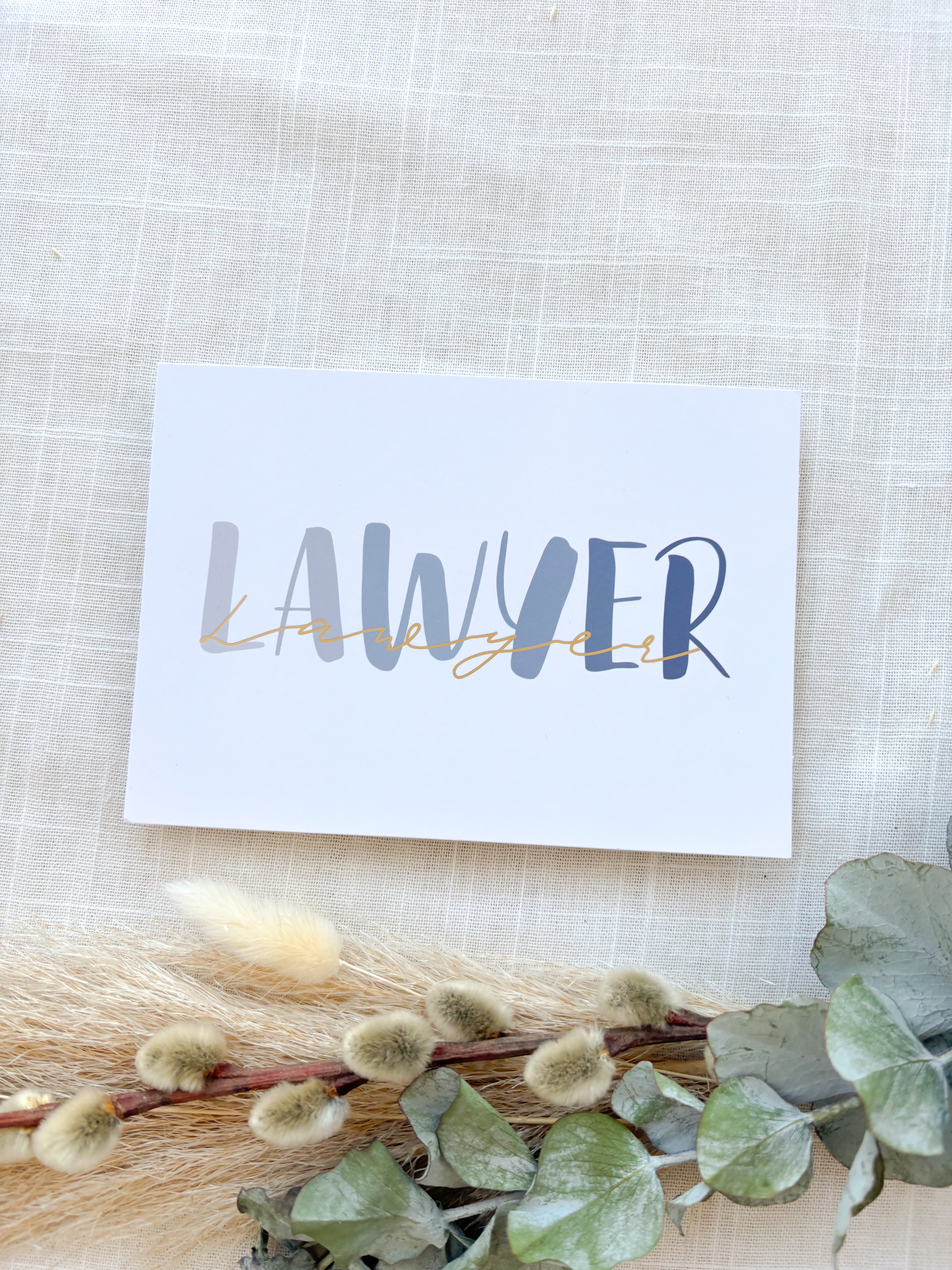 Postkarte „Lawyer“ – Geschenkidee für Jurist:innen & Anwälte | DIN A6 mit Goldfolie