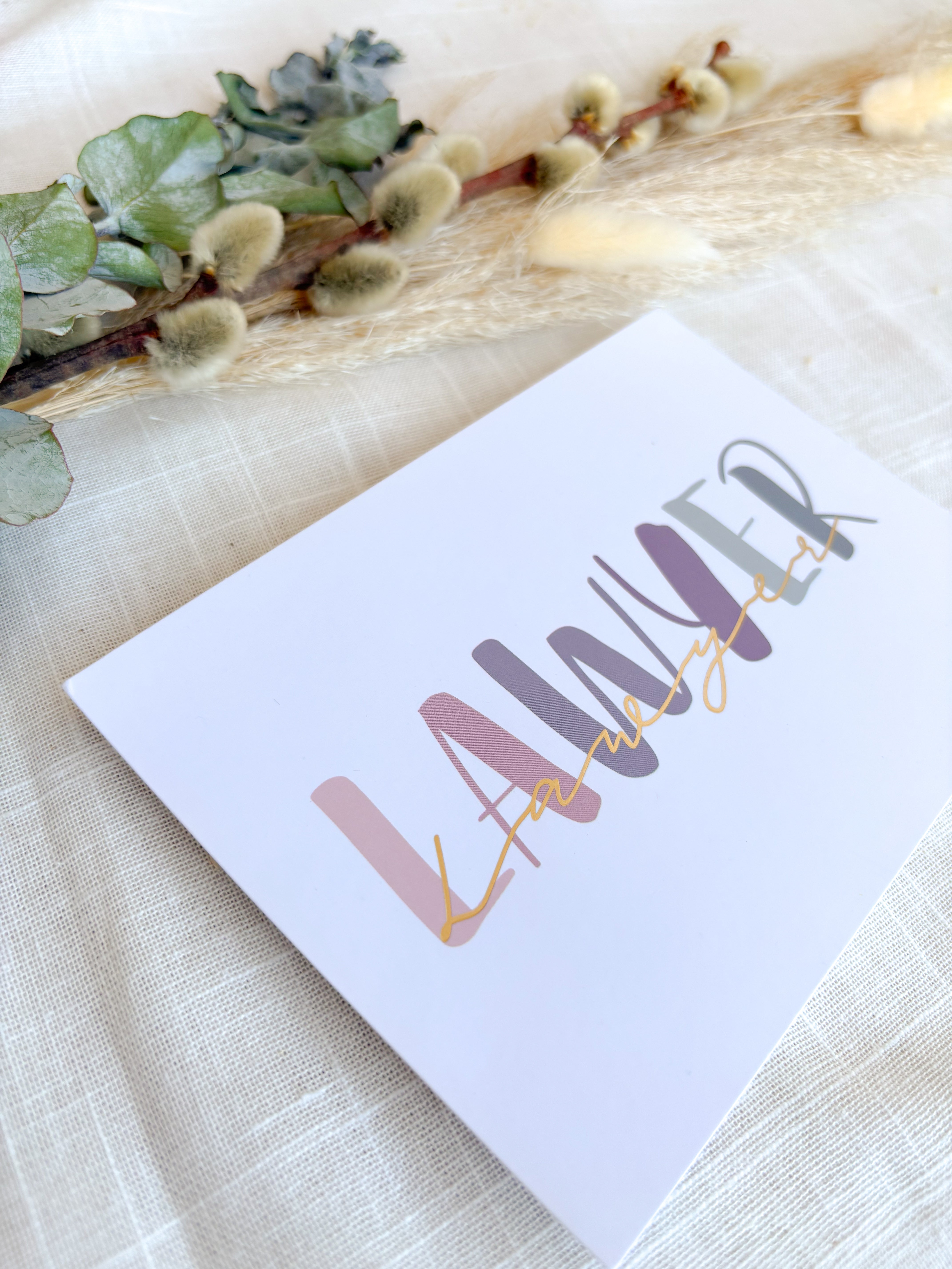 Postkarte „Lawyer“ – Geschenkidee für Jurist:innen & Anwälte | DIN A6 mit Goldfolie