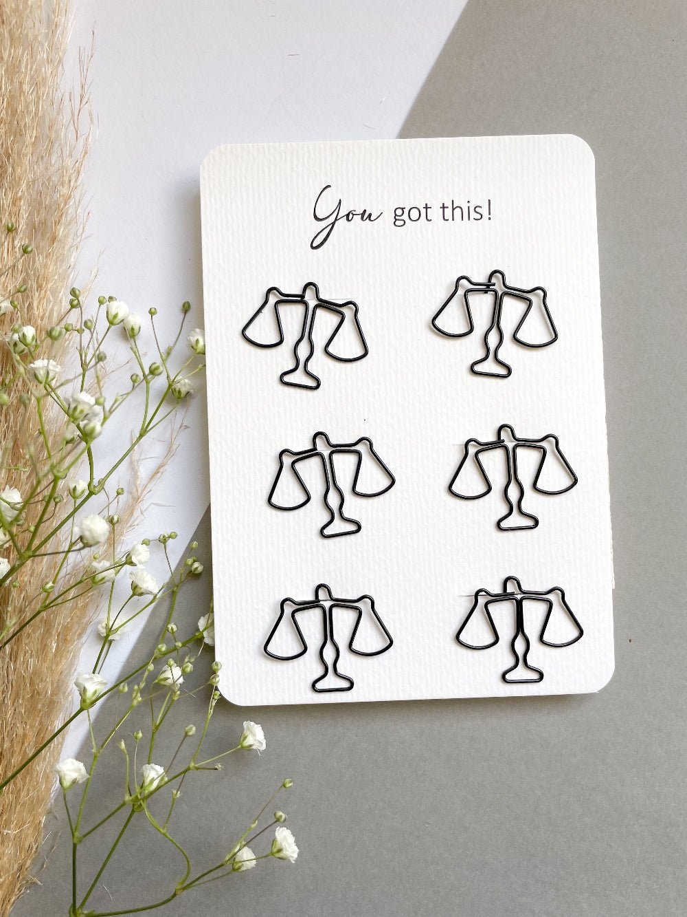 Jura Büroklammern in Waagenform aus Metall – Geschenk für Richter