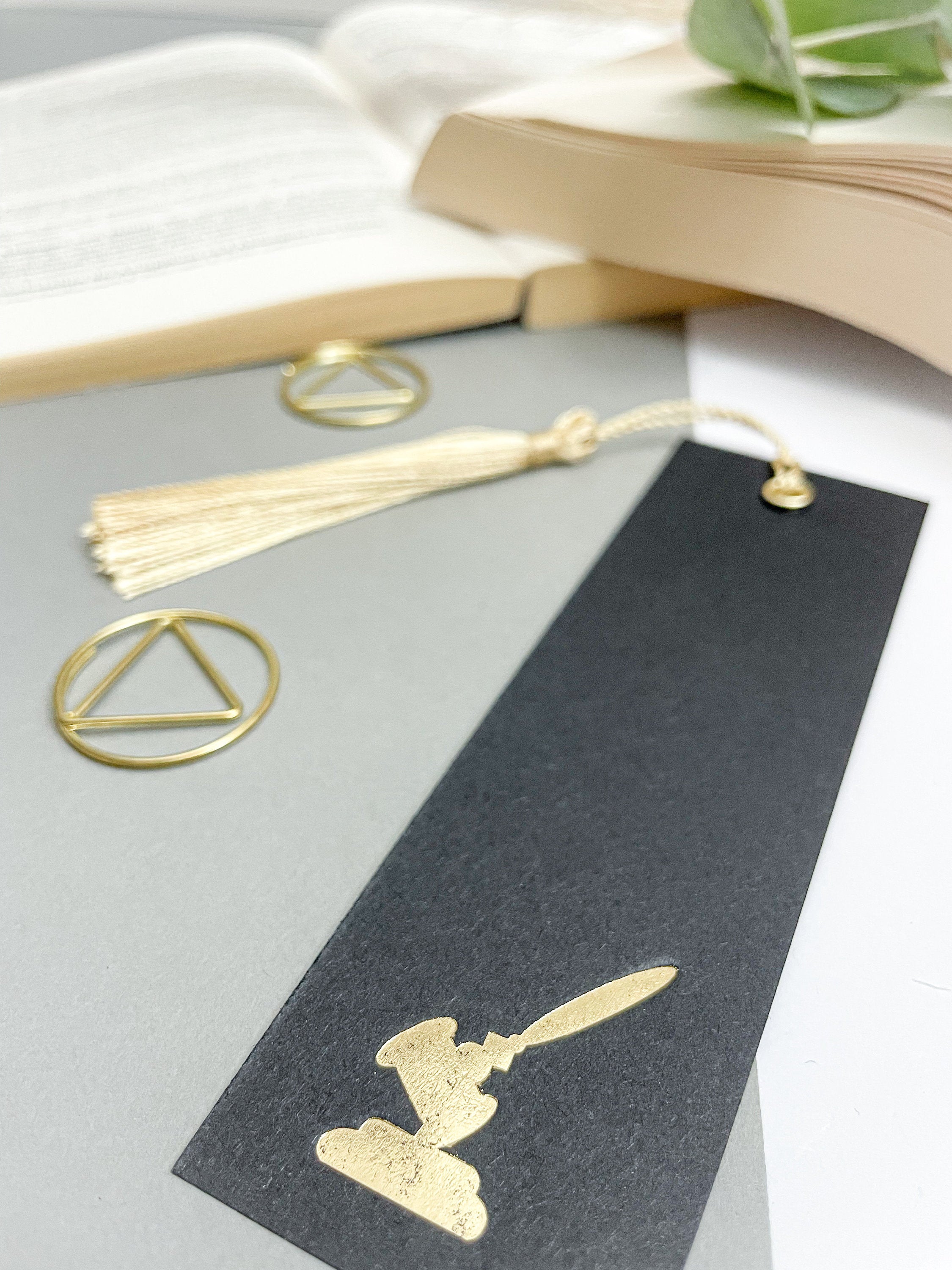 Lesezeichen Schwarz /Gold - Geschenk für Juristen, Jura, Anwälte, Jurastudenten, Richter, Rechtswissenschaften