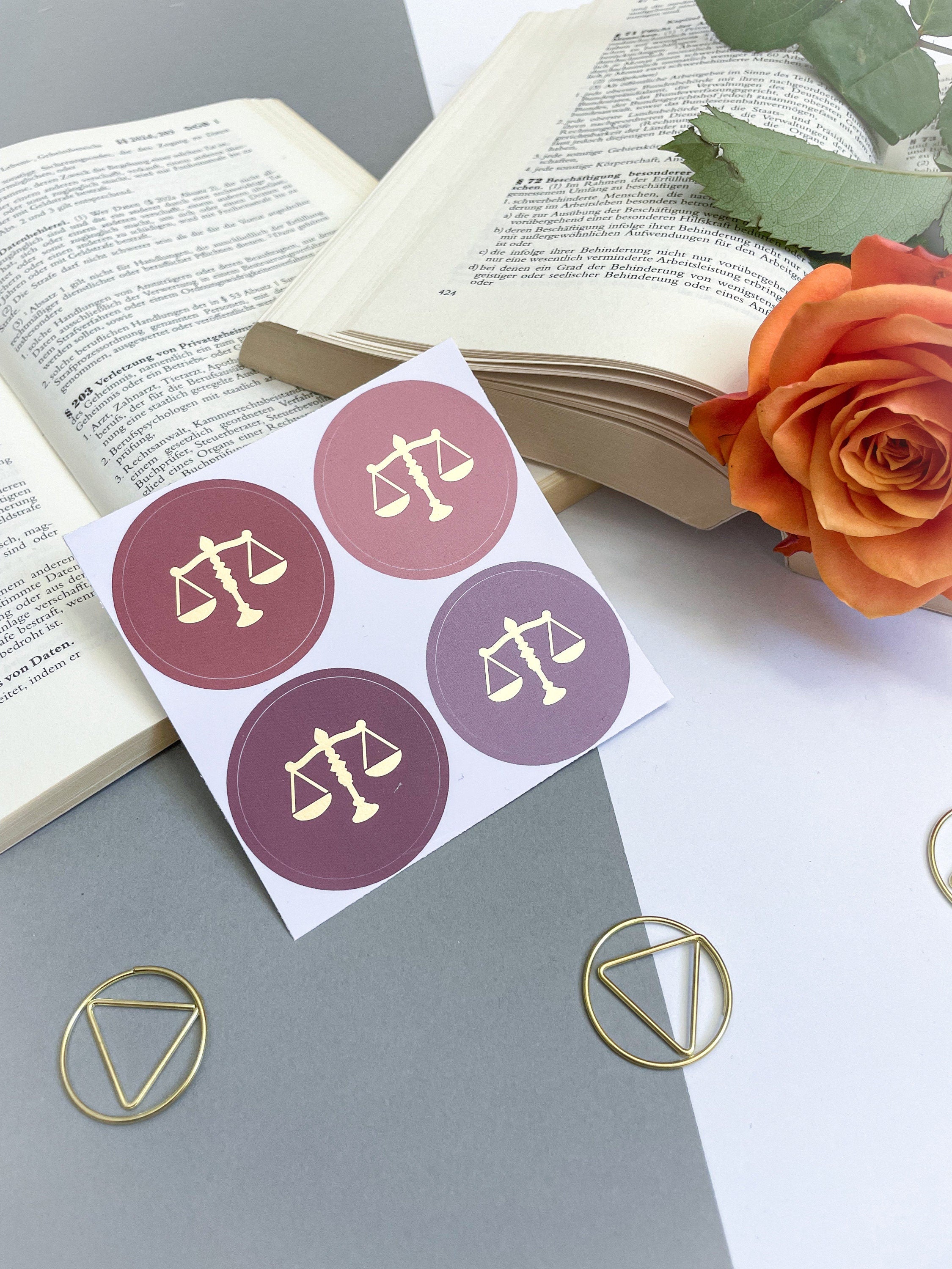 4 Aufkleber - Gerechtigkeitswaage - Rosa MIX - Geschenk für Juristen, Anwälte, Jurastudenten, Rechtswissenschaften