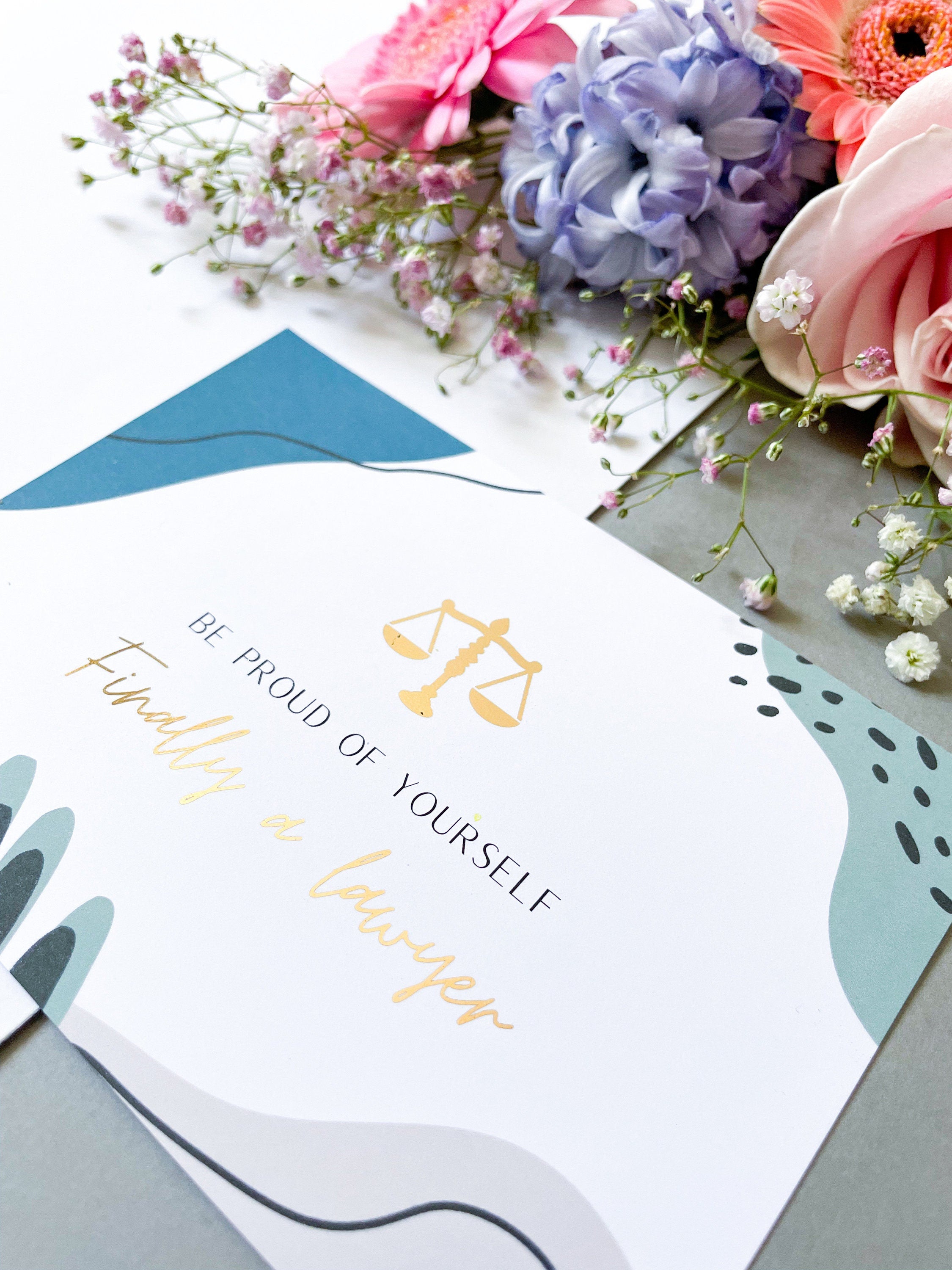Finally a Lawyer - Legal card for newly qualified lawyers - Endlich Anwalt