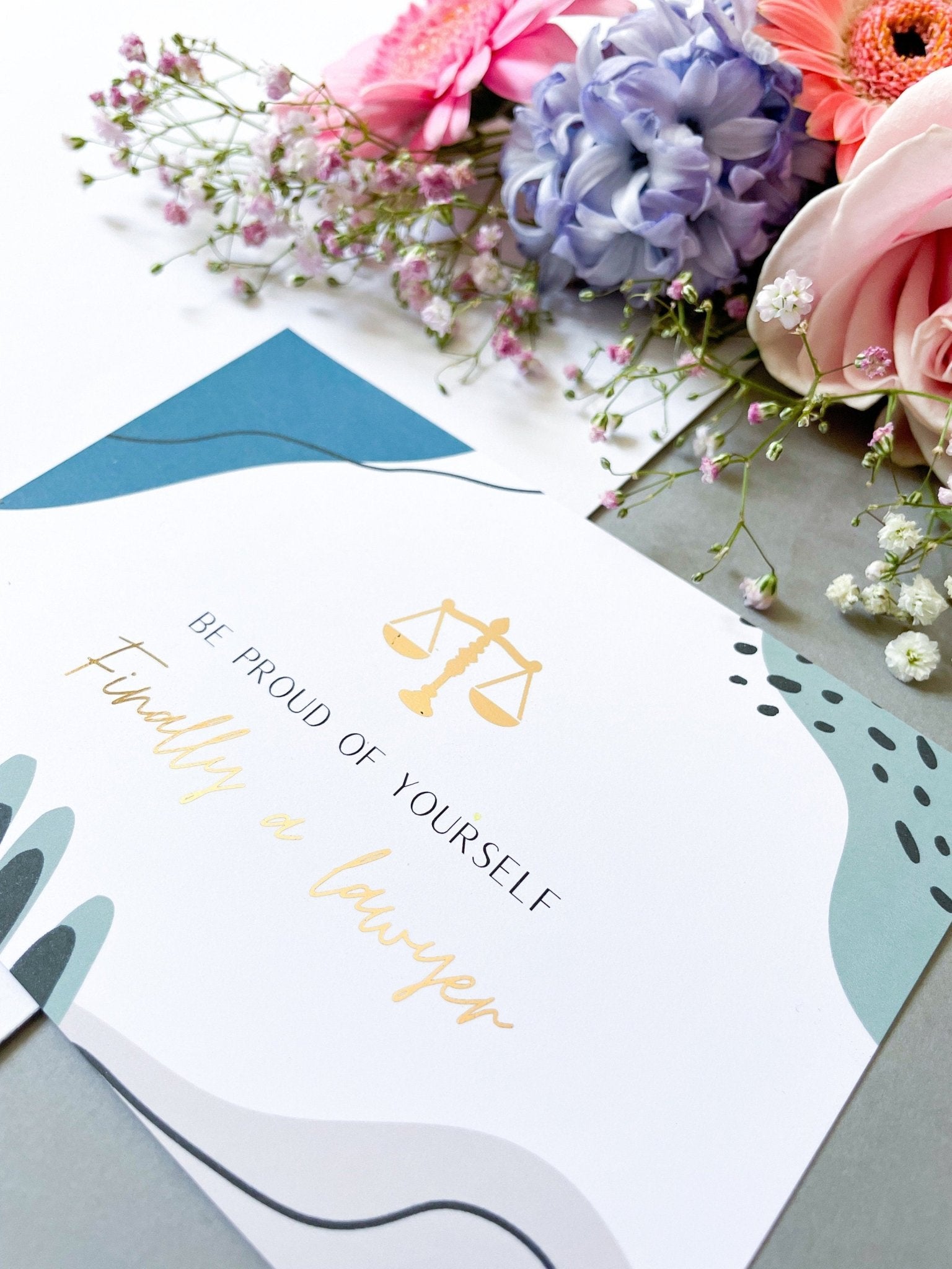 Finally a Lawyer - Legal card for newly qualified lawyers - Endlich Anwalt