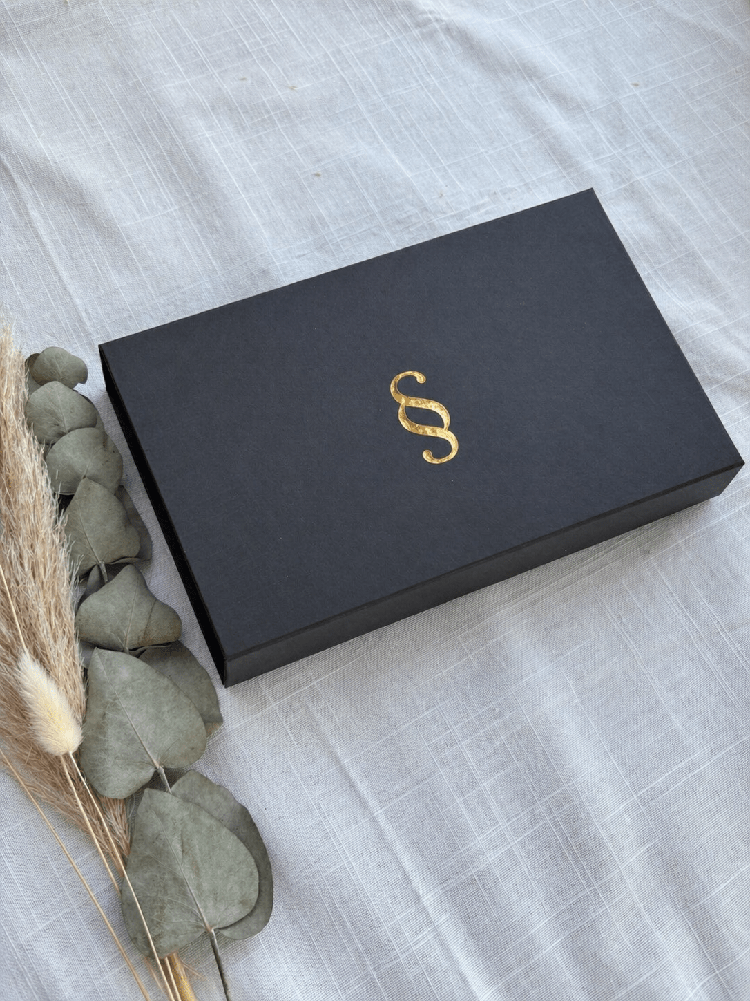 Große Magnetbox schwarz - Premium Jura Geschenkbox  – Goldveredelung