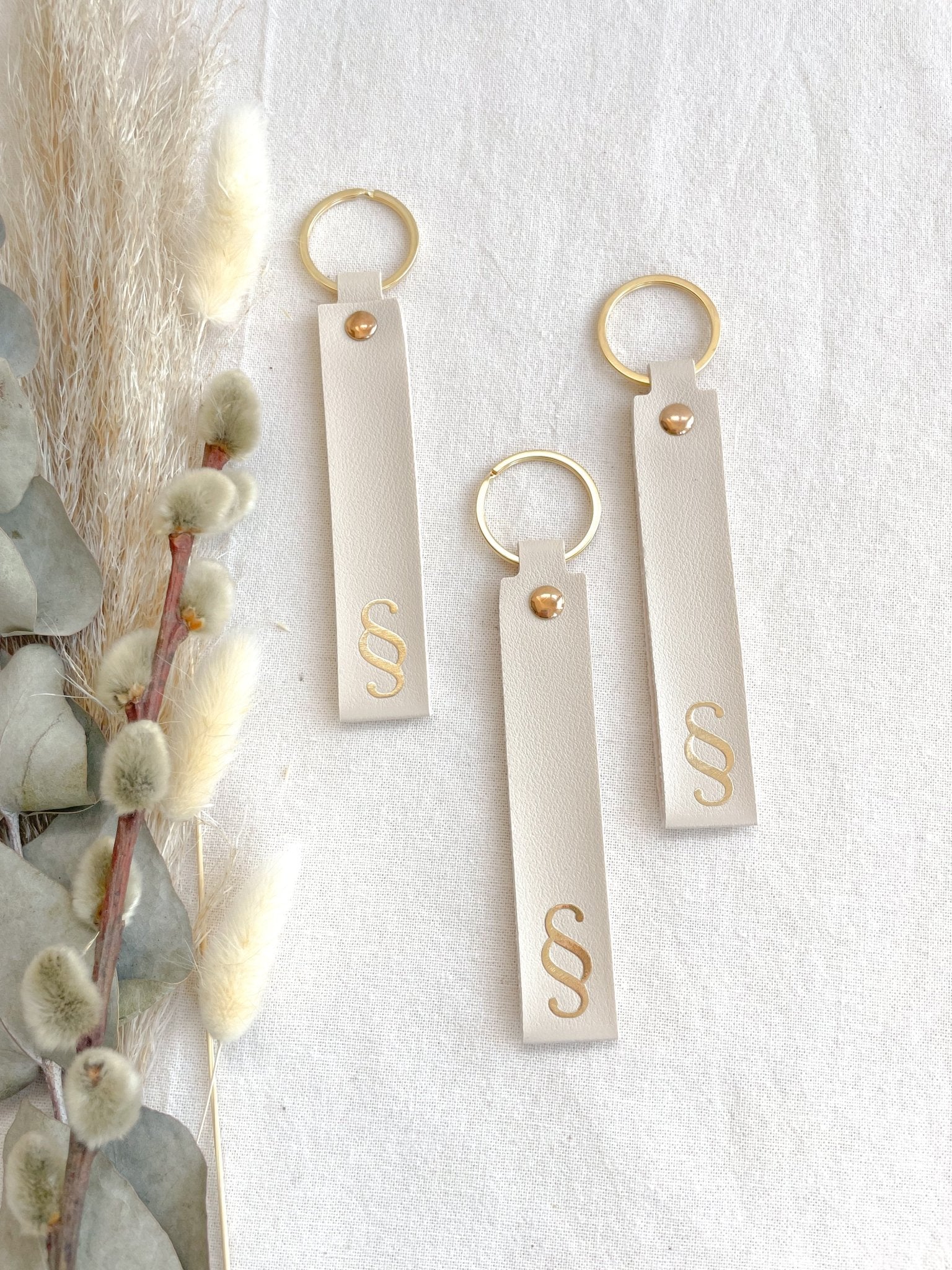 Schlüsselanhänger „Paragraph“ – Geschenk für Juristen, Anwältinnen & Studierende
