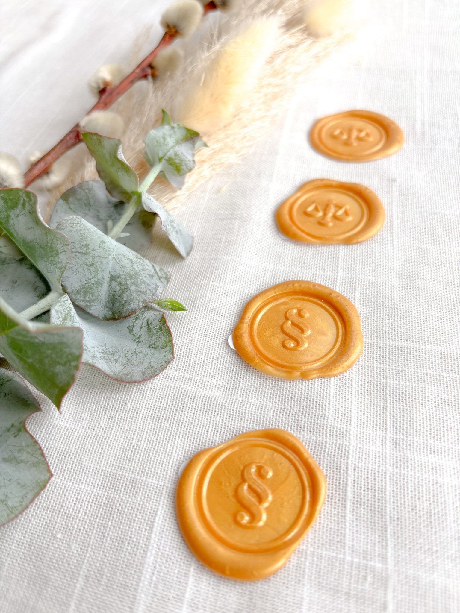 Wachssiegel „Justice Seal“ – Jura Wachssiegel mit Gerechtigkeitswaage & Paragraph